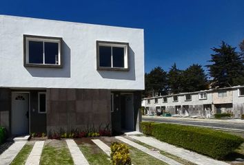 Casa en  Misiones De Santa Esperanza, Toluca