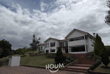 House for rent in Yerbabuena, Chía
