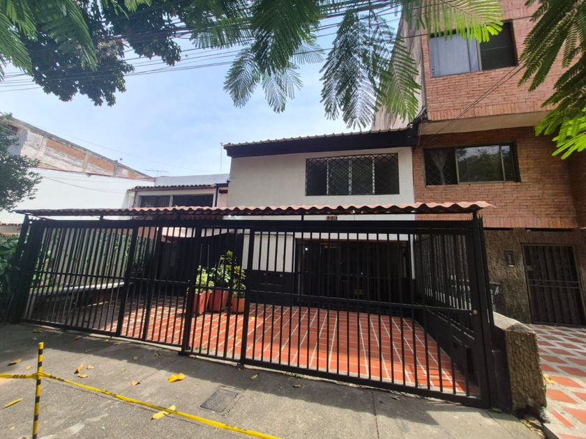Apartamento en arriendo El Limonar, Sur