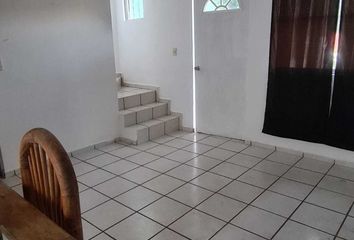 Casa en fraccionamiento en  Avenida Cointzio 245-245, Ampliación San Isidro Itzícuaro, Morelia, Michoacán De Ocampo, 58337, Mex