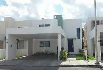 Casa en condominio en  Calle 18 206a, Fraccionamiento San Carlos, Mérida, Yucatán, 97130, Mex