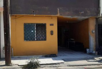 Casa en  Privada Psi 5400-5498, Paseo De Los Leones, Villa Cumbres, Monterrey, Nuevo León, 64116, Mex