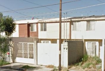 Casa en  Calle Ágata 1730-1774, Fraccionamiento Pedregal Del Valle, Torreón, Coahuila De Zaragoza, 27054, Mex