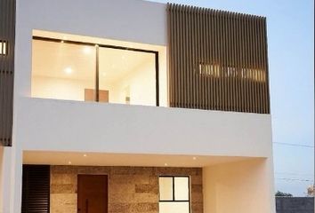 Casa en  Calle Aquiles 4-124, San Luis Potosí, 78398, Mex