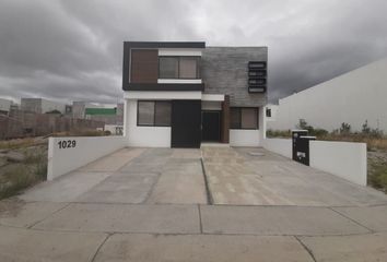 Casa en  Calle Lago Yalahan 22-256, Fraccionamiento Cumbres Del Lago, Querétaro, 76230, Mex