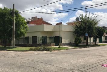 Casa en  La Tablada, La Matanza