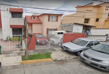 Casa en  Calle Cuauhtémoc 83, Tlanepantla Centro, Tlalnepantla Centro, Tlalnepantla De Baz, México, 54000, Mex