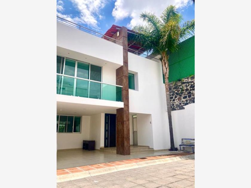 renta Casa en Centro, San Andrés Cholula, San Andrés Cholula (MX22-NQ3563)-  