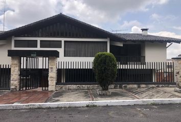 Casa en  Unión Nacional, Quito