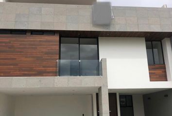 Casa en fraccionamiento en  Boulevard De Las Cascadas, Res Lomas De Angelópolis Cascatta, Ocoyucan, Puebla, 72826, Mex