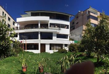 Casa en  San Fernando, Cochapamba, Quito