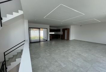 Casa en  Calle Mónaco, Fidencio Cavazos, Santiago, Nuevo León, 67300, Mex