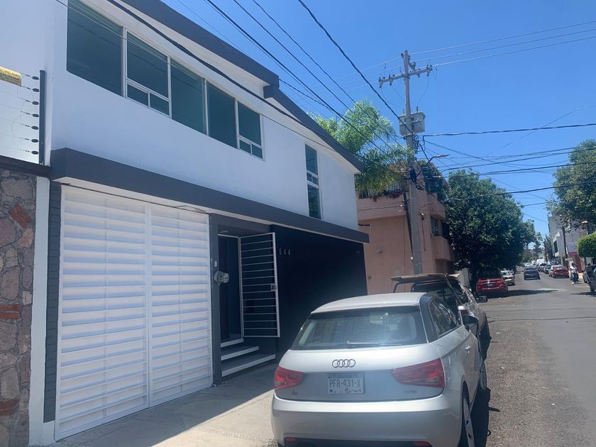 renta Casa en Chapultepec Sur, Morelia, Michoacán (Casa192R)