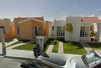 Casa en condominio en  Calle Paseo De Andalucía, Residencial Toscana, Solidaridad, Quintana Roo, 77725, Mex