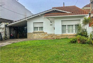 Casa en  Los Troncos, Mar Del Plata