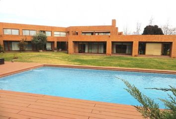 Casa en  Lo Barnechea, Provincia De Santiago