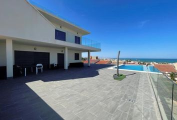 Chalet en  Distrito 3 - Playas - La Mata, Torrevieja