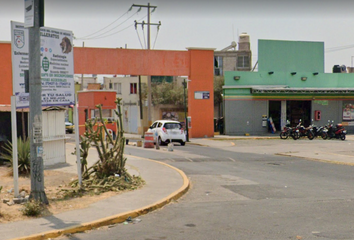 Casa en fraccionamiento en  Avenida Paseos De Chalco, Unidad Hab Villas De Chalco, Chalco, México, 56600, Mex