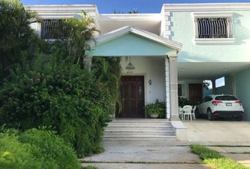 Casa en  Avenida Cámara De Comercio, Benito Juárez Nte, Mérida, Yucatán, 97119, Mex