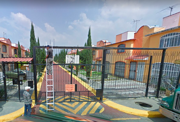Casa en condominio en  Calle Arce, Fracc Unidad San Buenaventura, Ixtapaluca, México, 56530, Mex