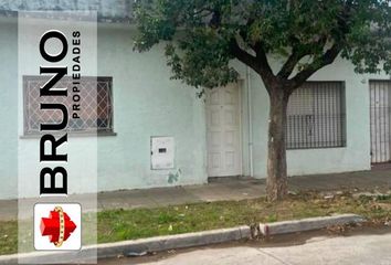 Casa en  Barrio Parque San Martin, Partido De Merlo