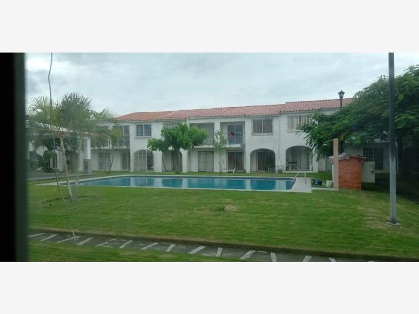 venta Casa en Fraccionamiento Geovillas los Pinos, Municipio Veracruz  (MX20-JE4271)