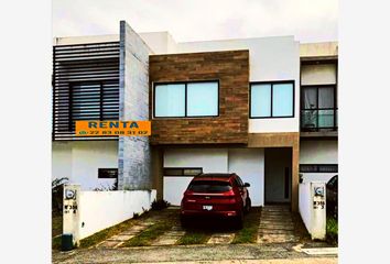 Casa en  Avenida La Fragua, Reforma, Veracruz, Veracruz De Ignacio De La Llave, 91919, Mex