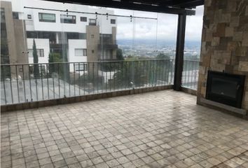 Departamento en  Cumbayá, Quito