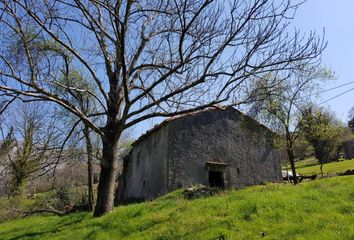 Terreno en  Valle De Ruesga, Cantabria