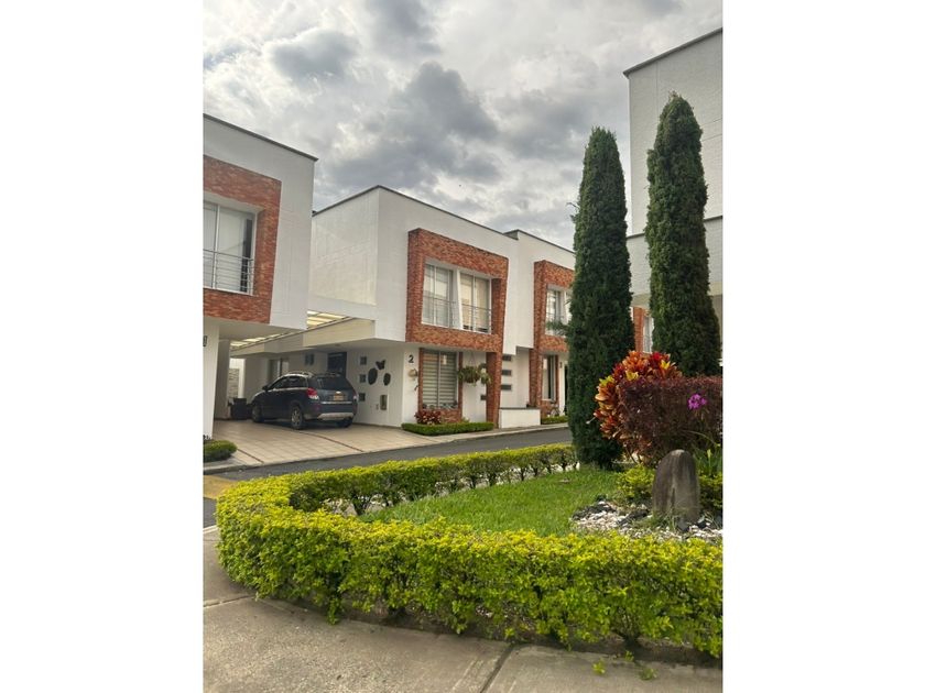 Casa en arriendo Avenida 19 De Enero, Comuna Quimbaya, Perímetro Urbano Armenia, Armenia, Capital, Quindío, Rap Eje Cafetero, 630007, Colombia