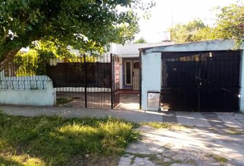 Casa en  Villa Centenario, Partido De Lomas De Zamora