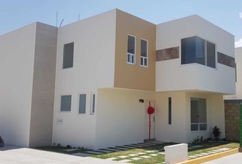 Casa en fraccionamiento en  De Las Flores, San Pedro, San Mateo Atenco, Estado De México, México