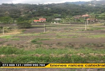 Terreno Comercial en  Sucre, Cuenca