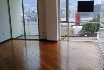 Departamento en  Rg9j+pv Quito, Ecuador