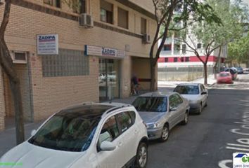 Local Comercial en  Cartuja Baja, Zaragoza
