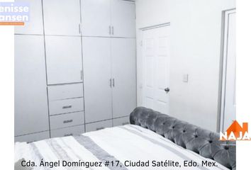 Casa en  Calle Ángel Miguel Domínguez 8, Satélite, Fraccionamiento Ciudad Satélite, Naucalpan De Juárez, México, 53100, Mex