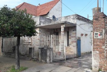 Casa en  Villa Luzuriaga, La Matanza