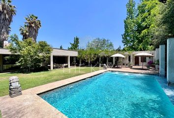 Casa en  Lo Barnechea, Provincia De Santiago