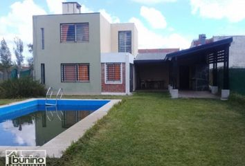 Casa en  Puerto Roldán, Roldán