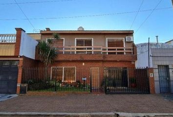 Casa en  Villa Luzuriaga, La Matanza