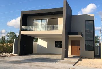 Casa en  Pueblo Cholul, Mérida, Yucatán