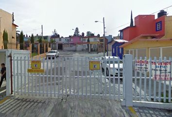 Casa en  Calle Torre Barranca 1-1, Santa María Guadalupe Las Torres, Cuautitlán Izcalli, México, 54743, Mex