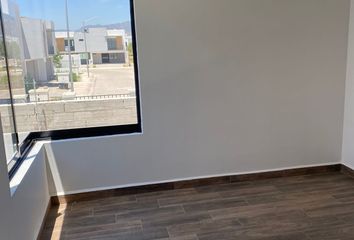 Casa en fraccionamiento en  Calle Lago Turikana 146, Residencial Los Lagos, San Luis Potosí, 78422, Mex