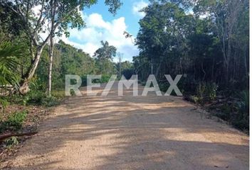 Lote de Terreno en  Puerto Morelos, Quintana Roo