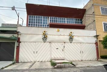 Casa en fraccionamiento en  Calle Diego Nava Rivas 29, Presidentes Ejidales 1ra. Sección, Coyoacán, Ciudad De México, 04470, Mex