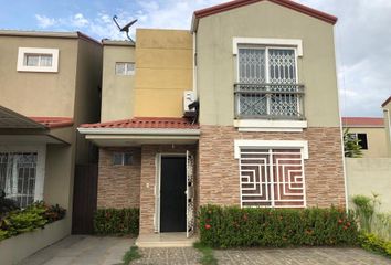 Casa en  W3vv+62x, Guayaquil, Ecuador