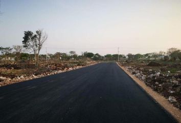 Lote de Terreno en  Pueblo Conkal, Conkal