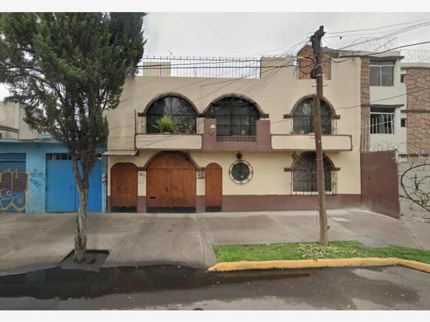 venta Casa en 5o Tramo 20 de Noviembre, Venustiano Carranza (MX21-LO2545)-  