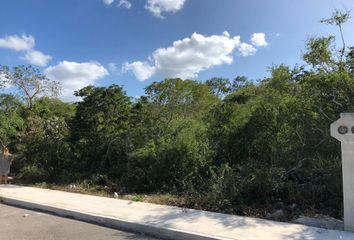 Lote de Terreno en  Sierra Papacal, Mérida, Yucatán