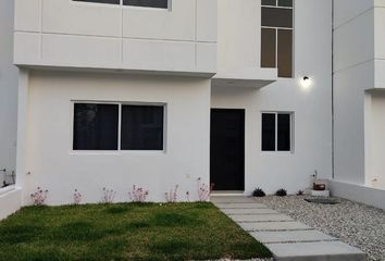 Casa en condominio en  Fraccionamiento Ítaca, Calzada Emiliano Zapata, Tierra Negra, 29000 Tuxtla Gutiérrez, Chiapas, México